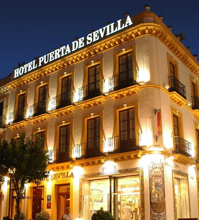 Basic Hotel Puerta De Sevilla Exterior foto